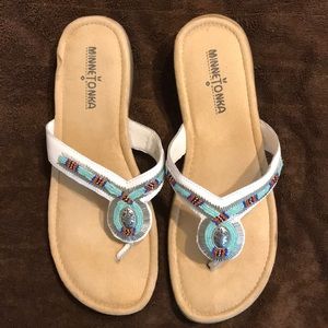 EUC Minnetonka beaded sandals